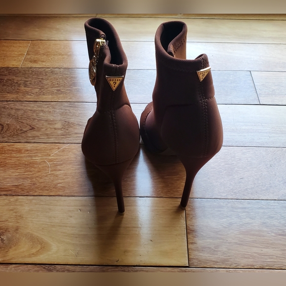 NWOT GUESS Monika Stiletto Booties Size 7.5 - Picture 9 of 10